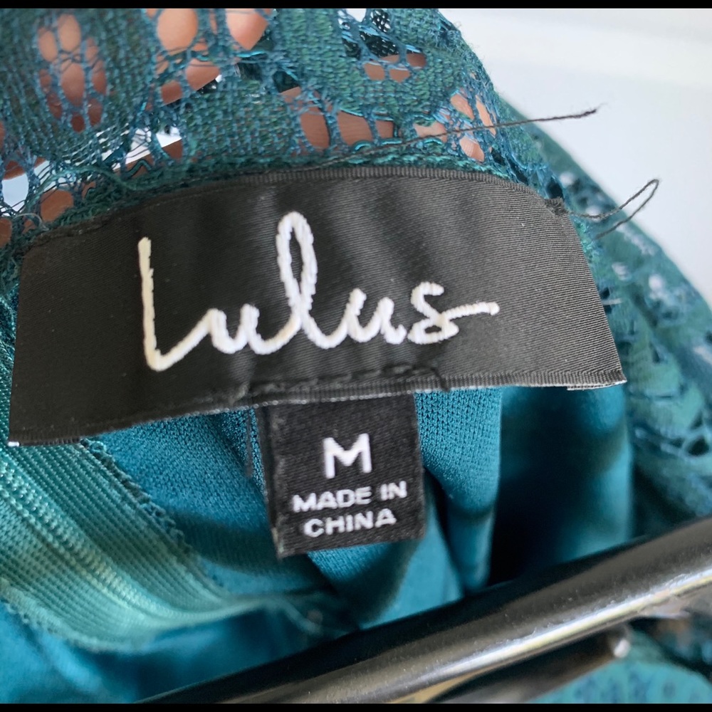 COPY - Lulus forest green dress - Picture 2 of 4